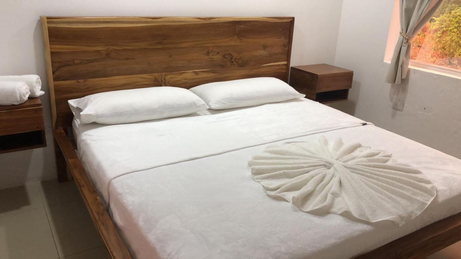 Emerald Luxe Suites South End Екстер'єр фото